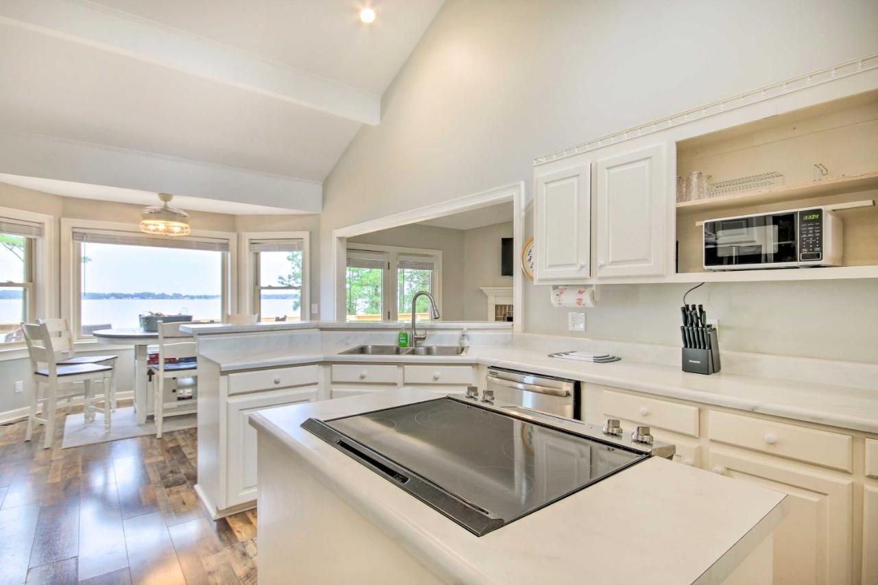 Gilbert Lakefront Retreat With Private Dock! Hollywood Point Kültér fotó